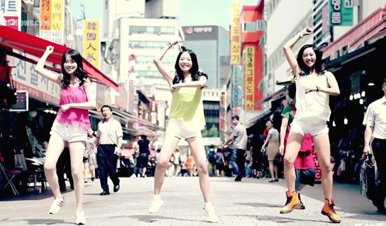 1508125512-ad6308